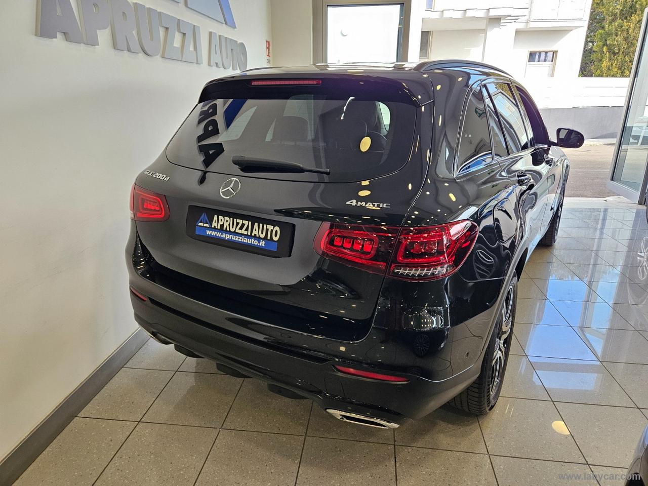 MERCEDES-BENZ GLC 200 d 4Matic Sport