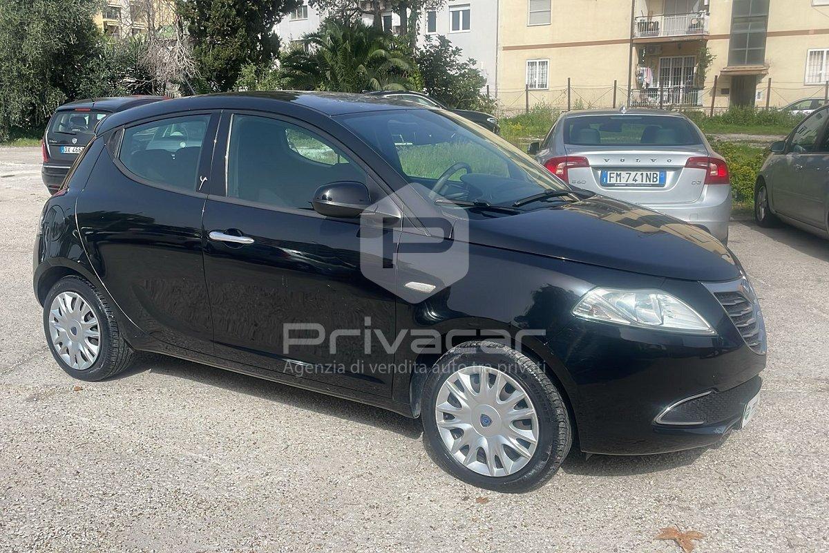 LANCIA Ypsilon 1.2 69 CV 5 porte S&S Silver