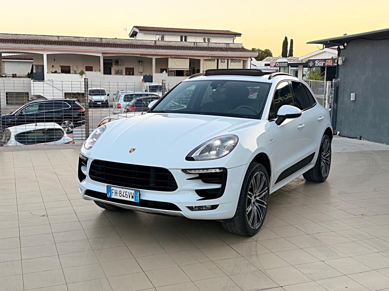 Porsche Macan 3.0 S Diesel Extra Full Perfette Condizioni Garanzia 12 Mesi