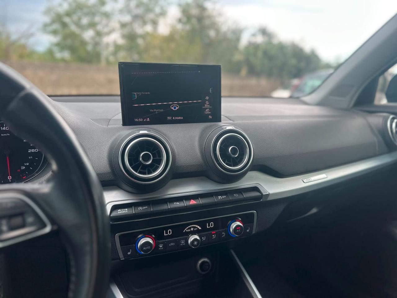 Audi Q2 1.6 TDI S tronic Business
