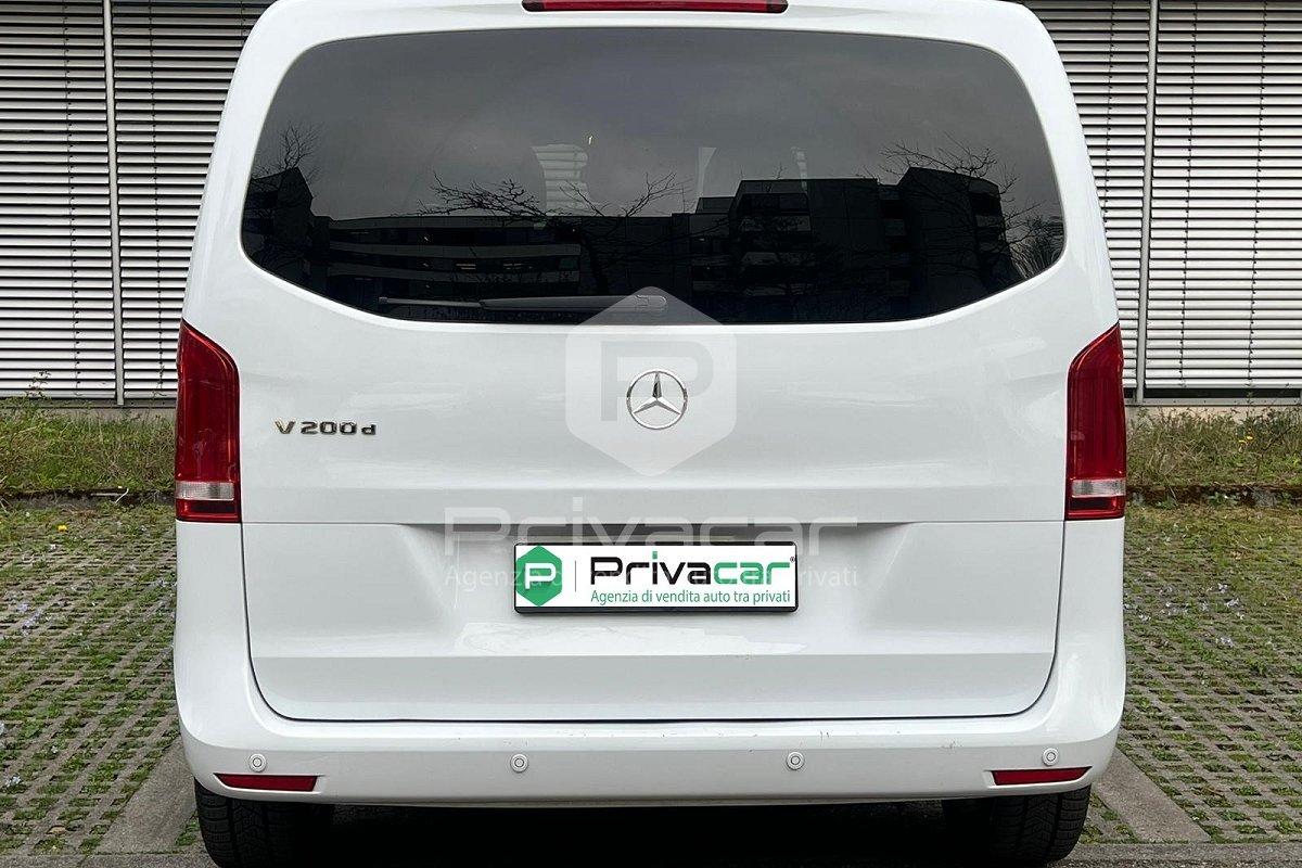 MERCEDES V 200 d Rise Compact
