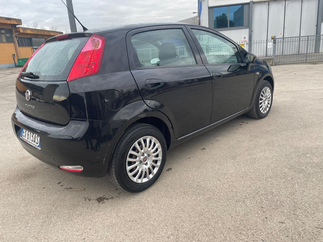 Fiat Punto 1.3 MJT 5 porte anno 2014 perfetta