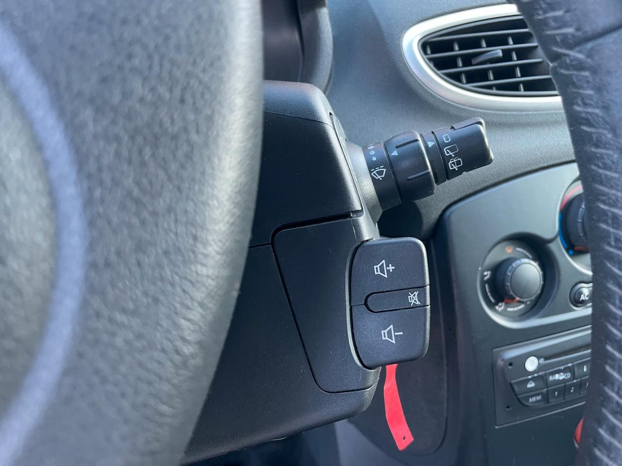 Renault Clio 1.2 16V 5 porte Luxe