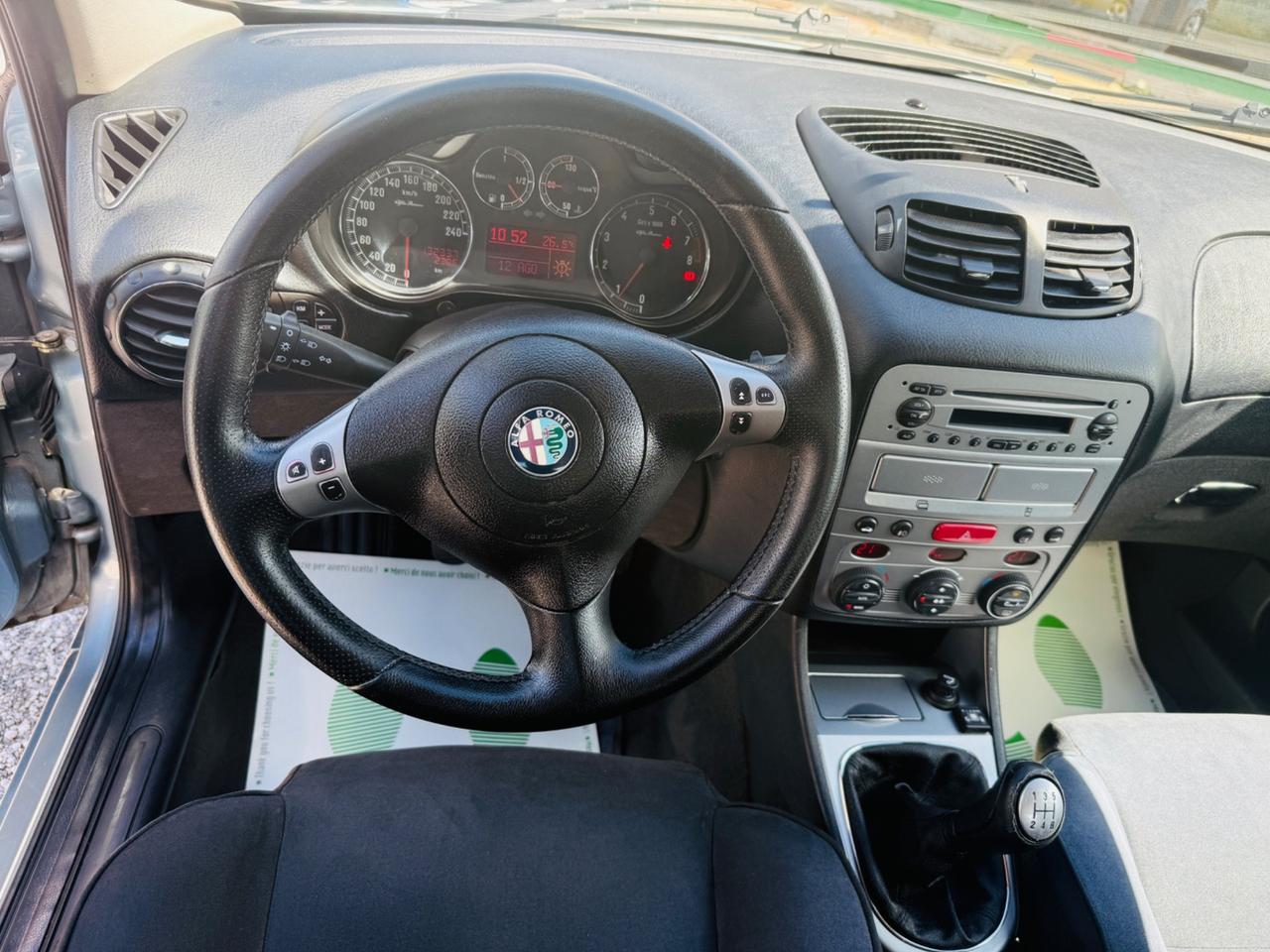 Alfa Romeo 147 1.6 B/GPL 16V Distinctive