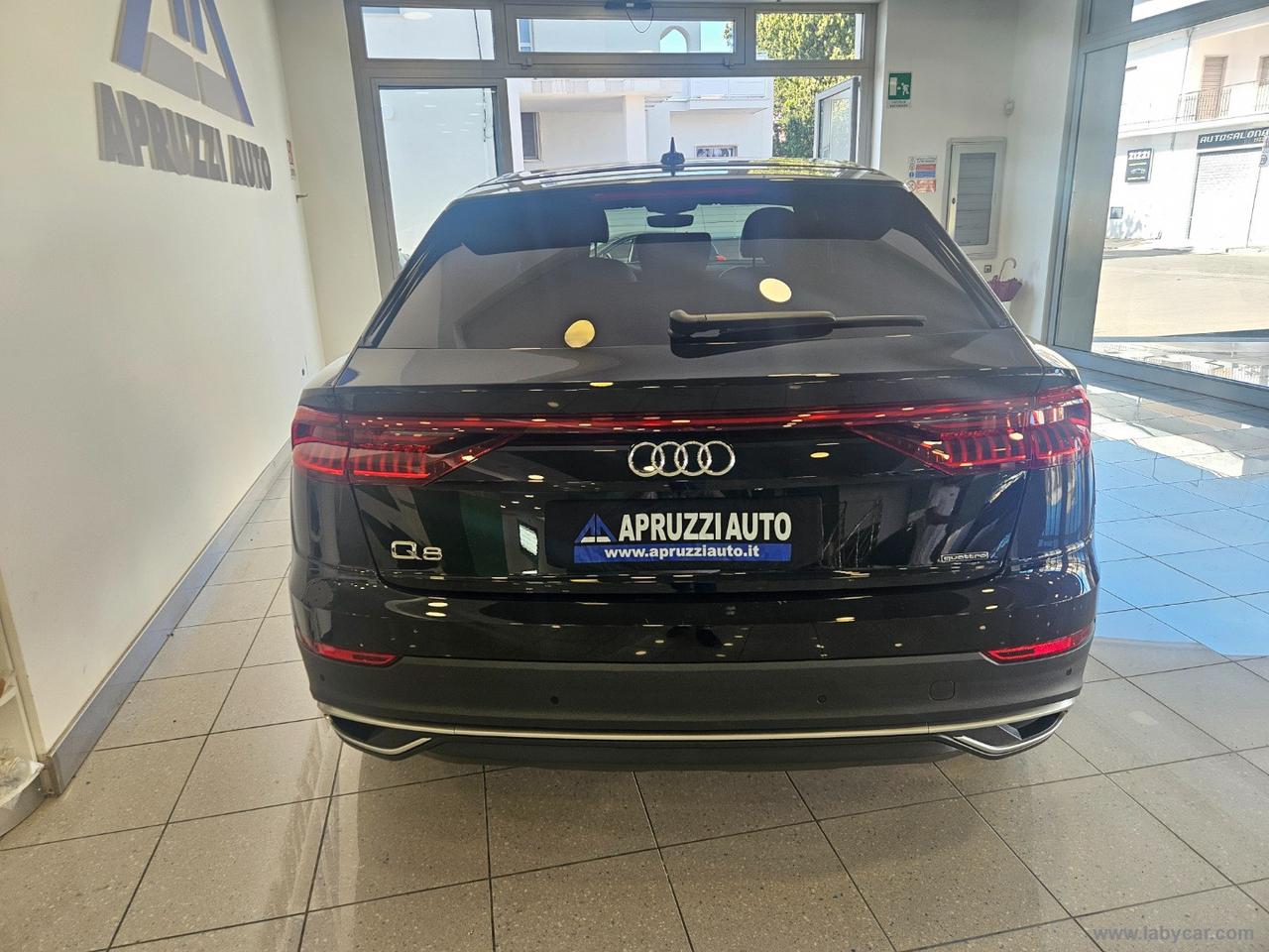 AUDI Q8 45 TDI quattro tiptronic S-LINE