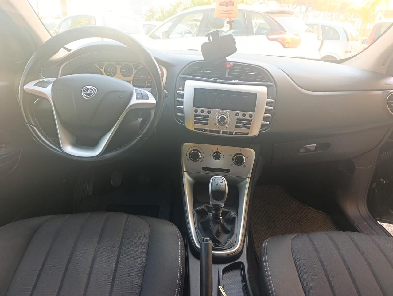 Lancia Delta 1.6 MJT DPF Gold 2014