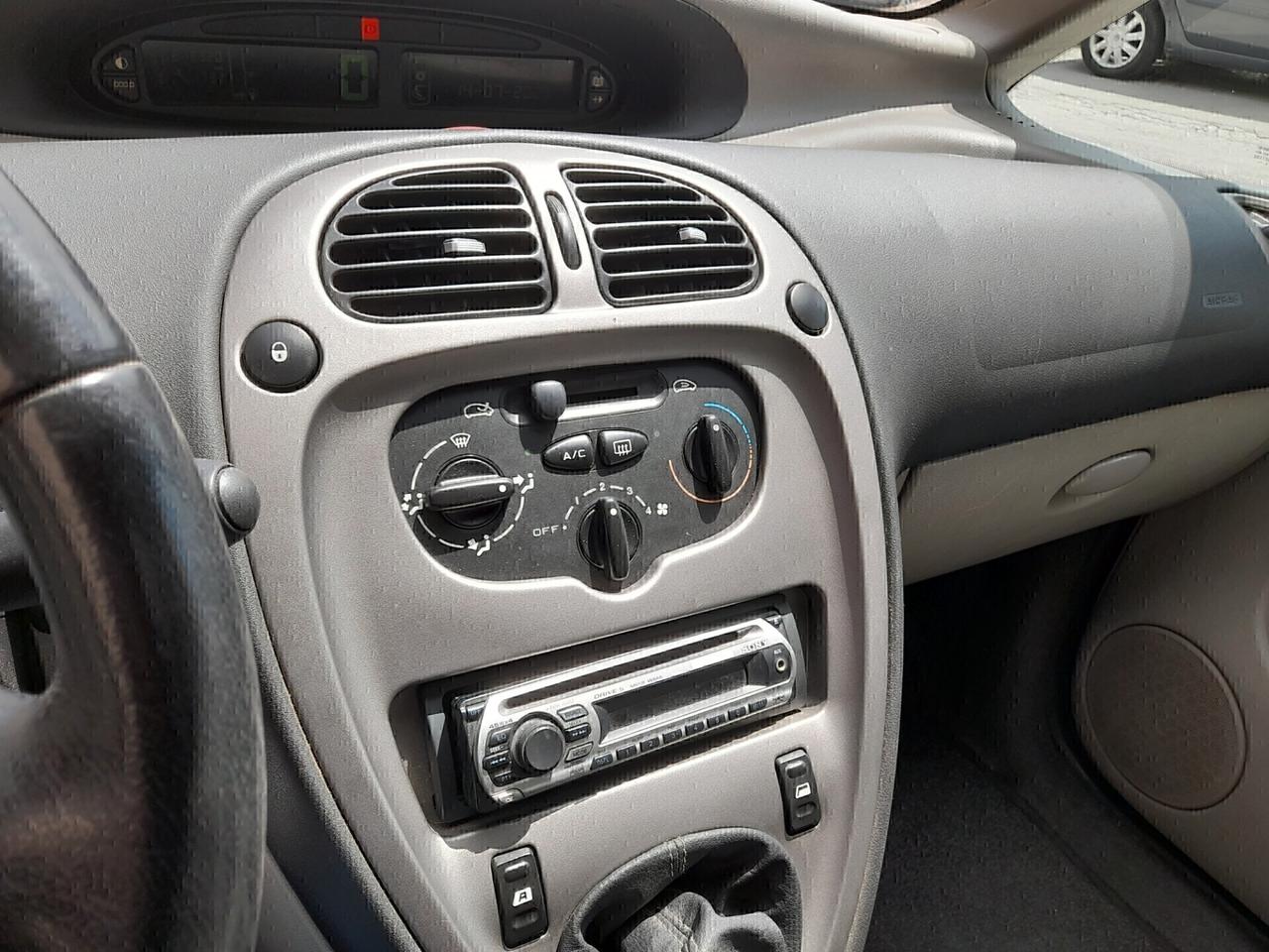 Citroen Xsara Picasso 1.6 HDi 90CV Exclusive