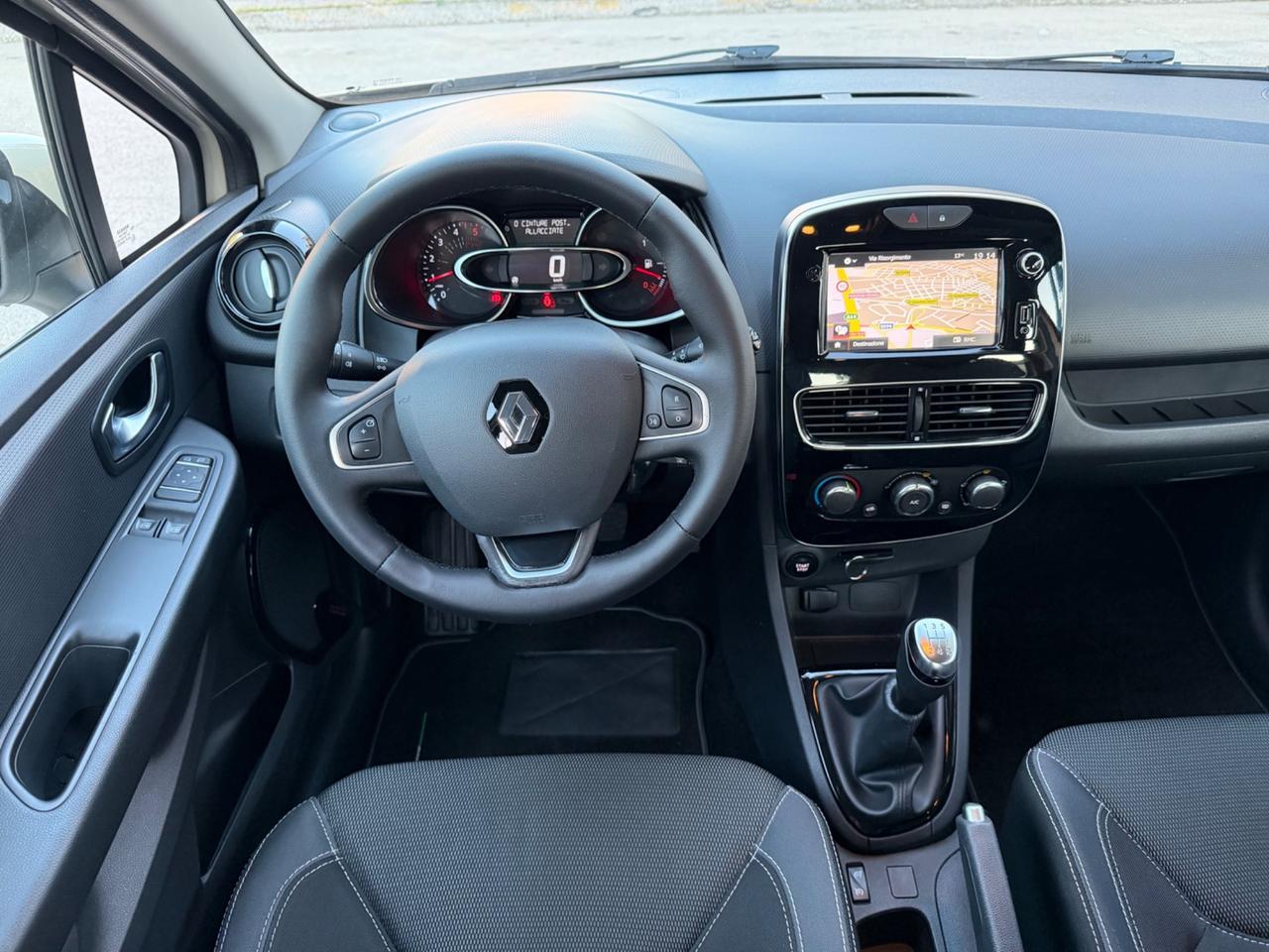 Renault Clio 1.5 dCi 90 cv 2017 navigatore