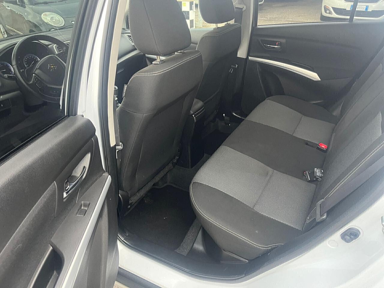 Suzuki S-Cross 1.6 DDiS Start&Stop Top Unipro 2014