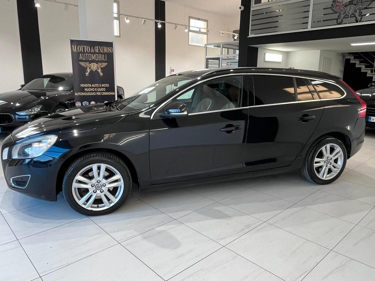 VOLVO V60 1.6 120CV