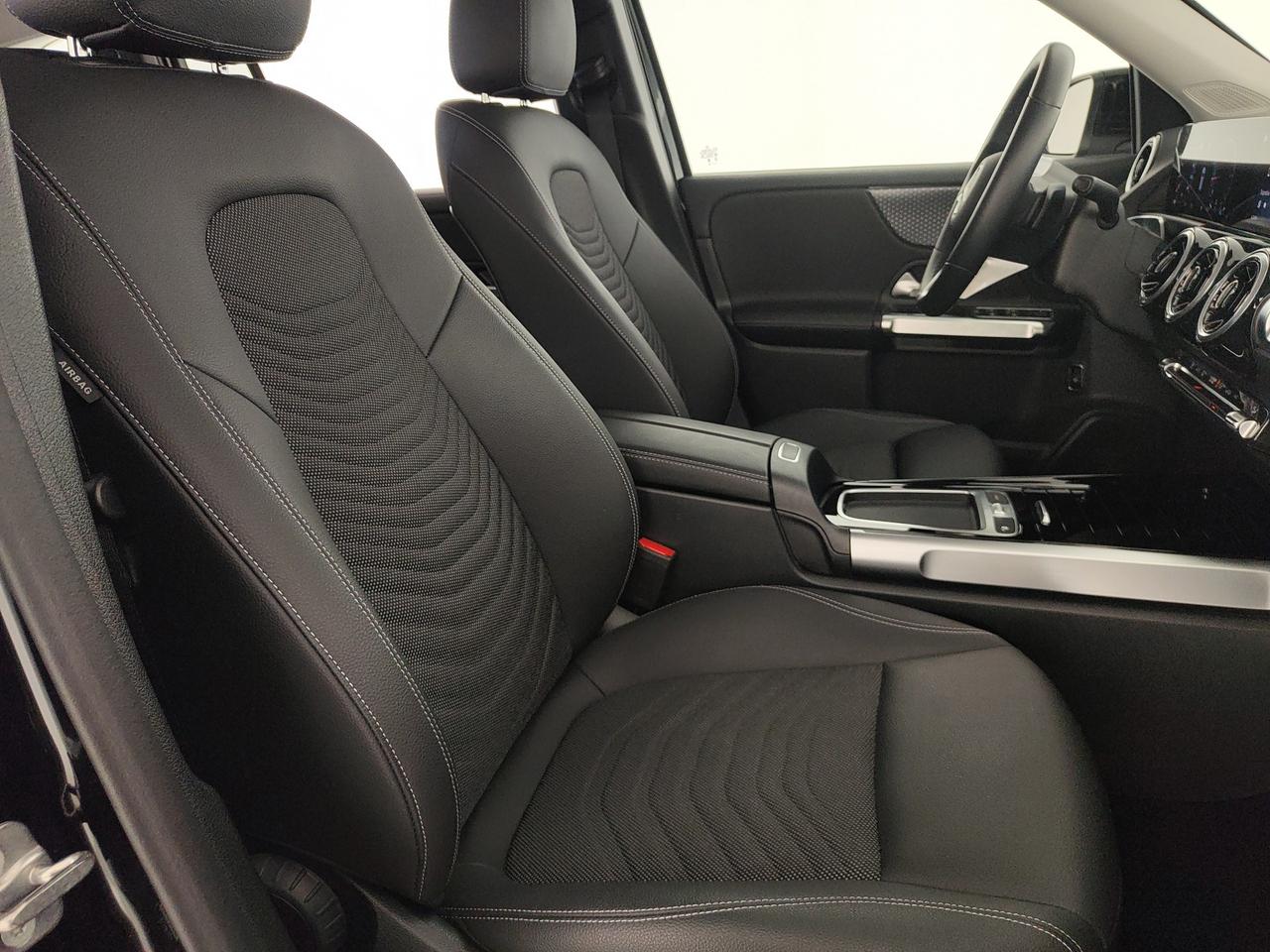 Mercedes-Benz GLB 180 d Progressive Advanced auto