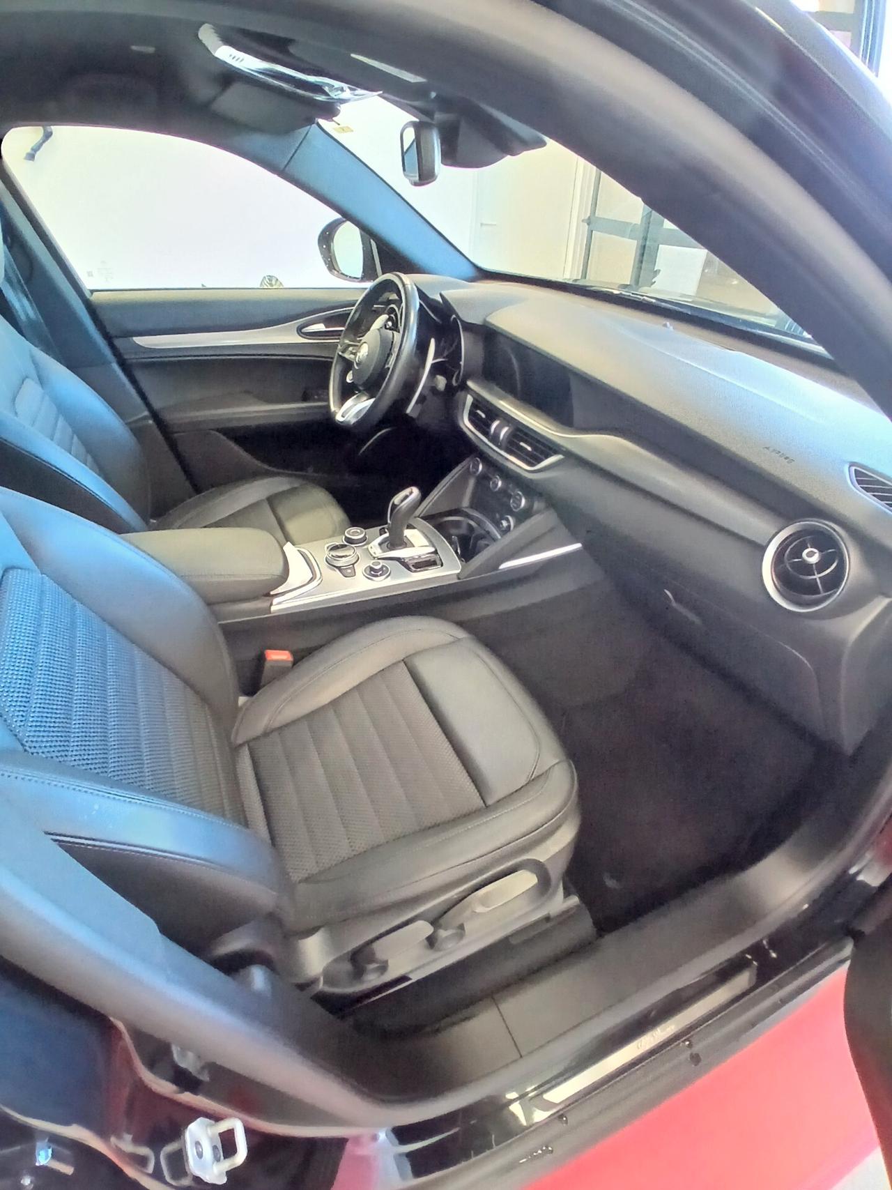 Alfa Romeo Stelvio 2.2 Turbodiesel 190 CV AT8 Q4 Sprint