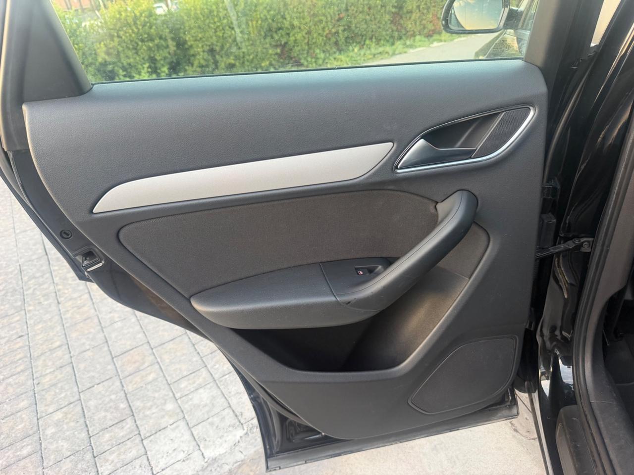 Audi Q3 2.0 TDI Business Plus