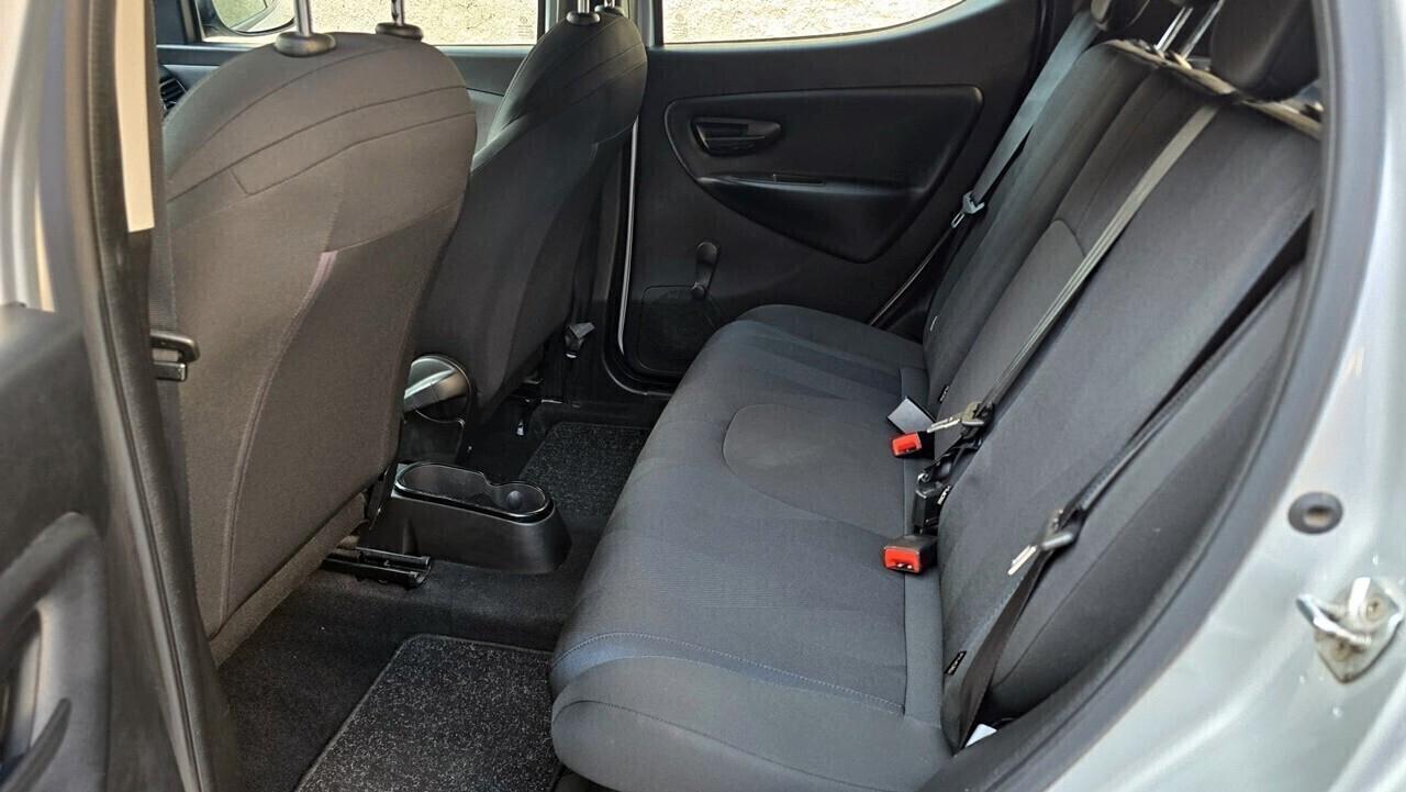 Lancia Ypsilon 1.3 MJT 95CV S&S GOLD