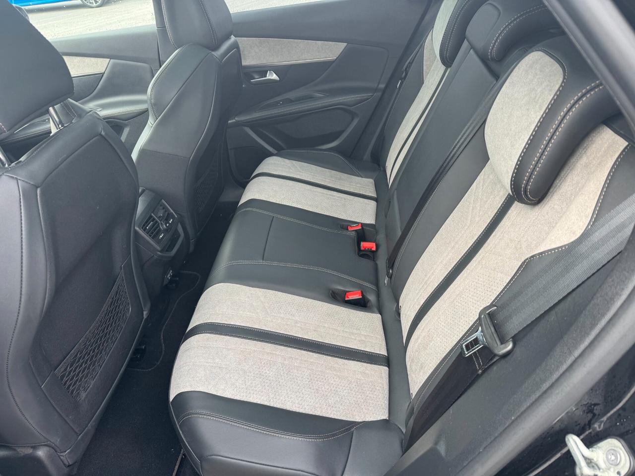 Peugeot 3008 Hybrid 225 e-EAT8 GT