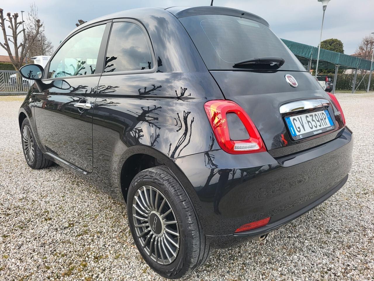 Fiat 500 1.0 Hybrid con solo 12000 km come nuova!