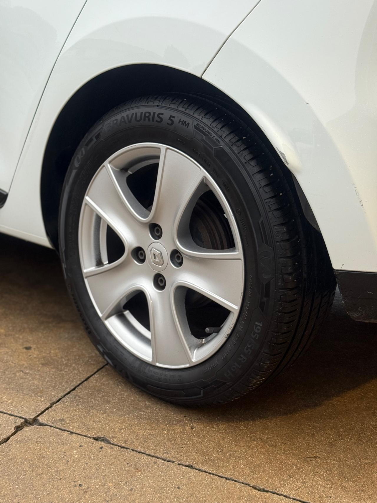 Renault Clio 0.9 TCe 12V 90CV Start&Stop 5 porte Energy