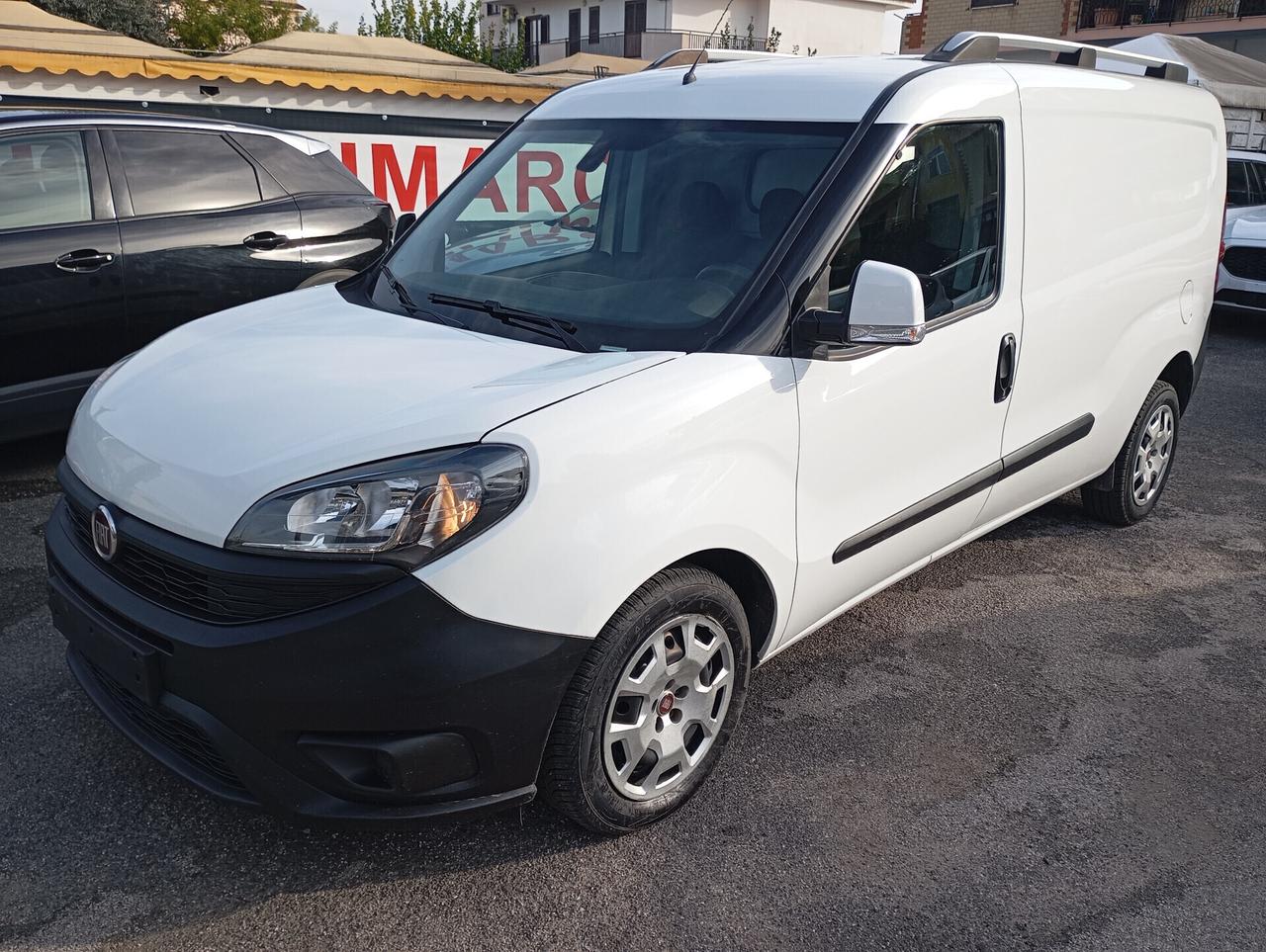 Fiat Doblo Cargo Maxi 1.6 Mjet 105CV Bus. 3 Posti