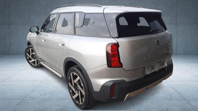 MINI Mini C Favoured Countryman