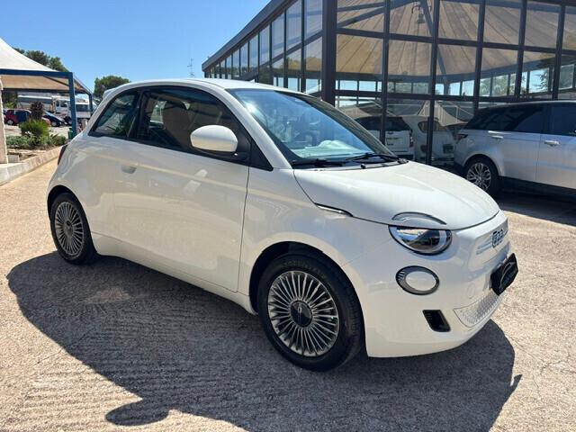 Fiat 500e Berlina 42 kWh NUOVA (PREZZO SENZA VINCOLI)