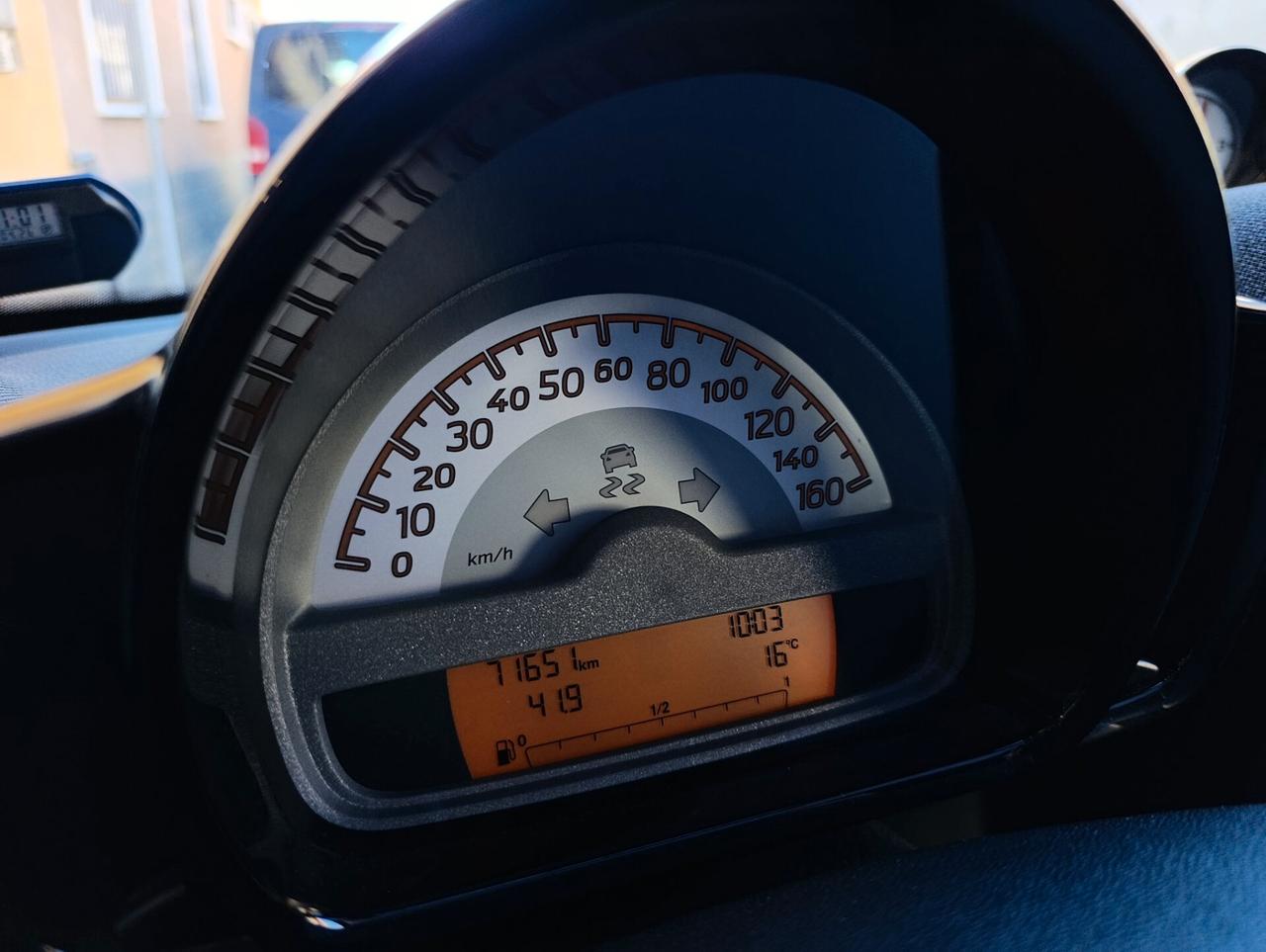 Smart ForTwo 1.0 71cv MHD coupé pulse Servosterzo