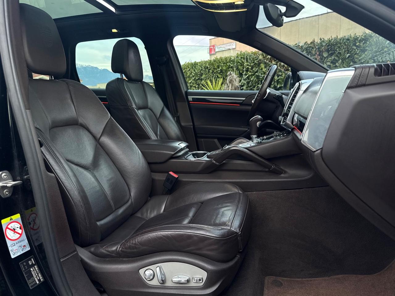 Porsche Cayenne 3.0 V6 TDI 245CV PLATINUM EDITION