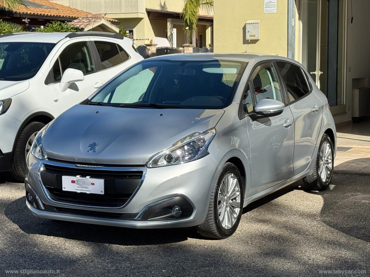 PEUGEOT 208 BlueHDi 75 5p. Allure