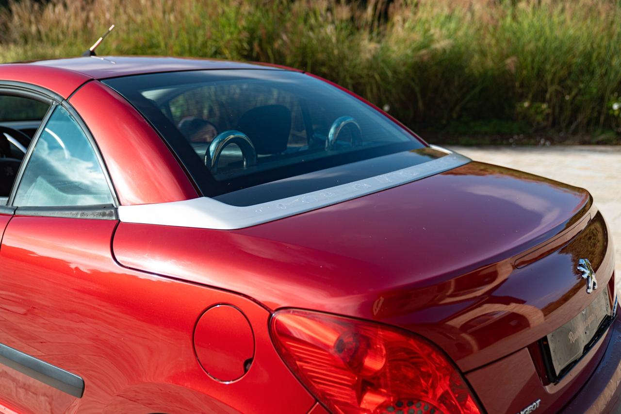 Peugeot 207 CC CABRIOLET - PEU00017