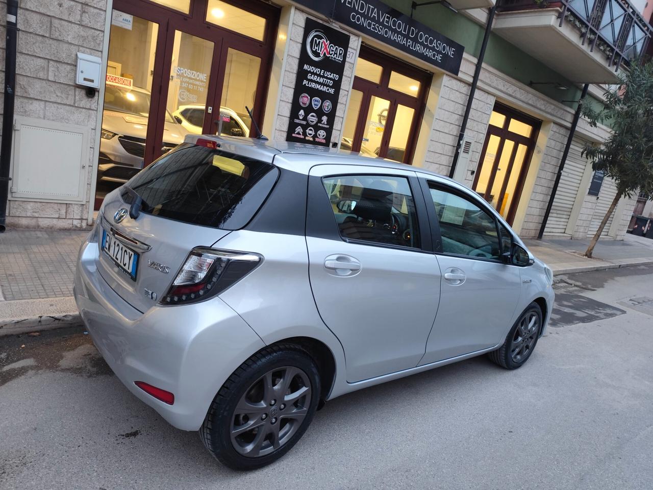Toyota Yaris 1.5 Hybrid 75CV Lounge
