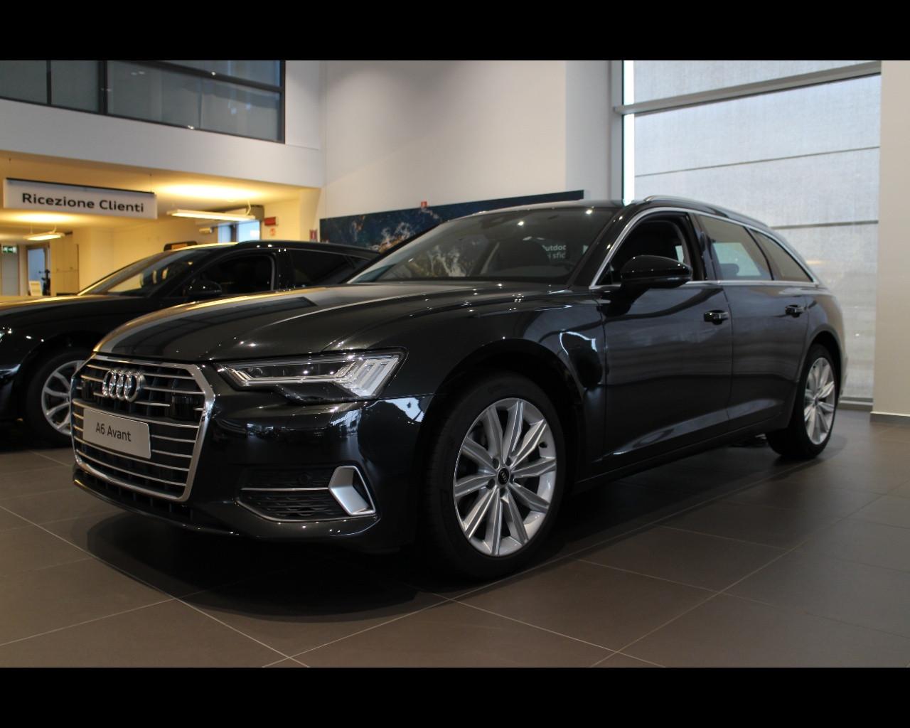 AUDI A6 AVANT 40 TDI S-TRONIC BUSINESS SPORT