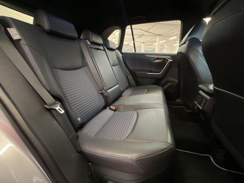 Toyota RAV4 2.5 HV 222v E-CVT Style 4WD