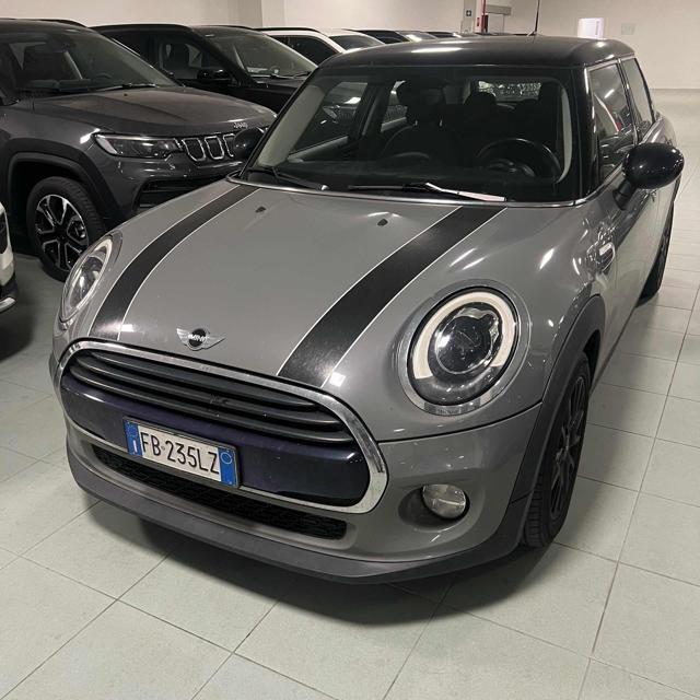 MINI Cooper D 1.5 Cooper D Business 5 porte