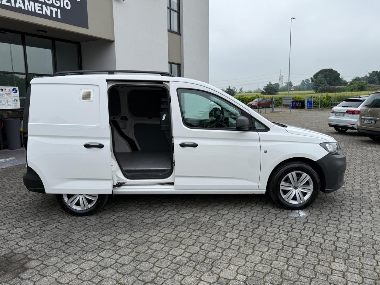 VW CADDY 2.0 TDI |IVA ESPOSTA