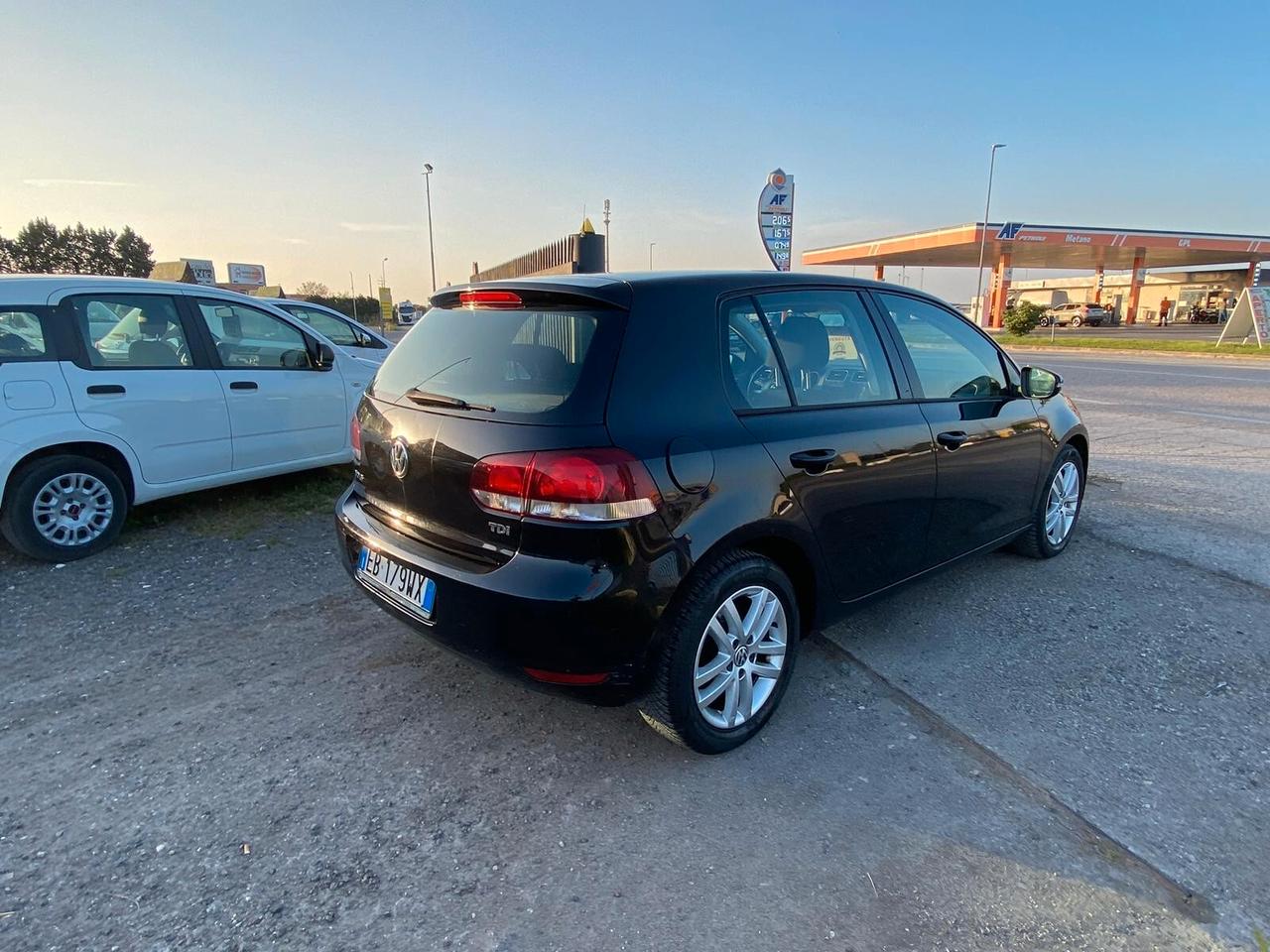 Volkswagen Golf 1.6 TDI DPF 5p. Highline