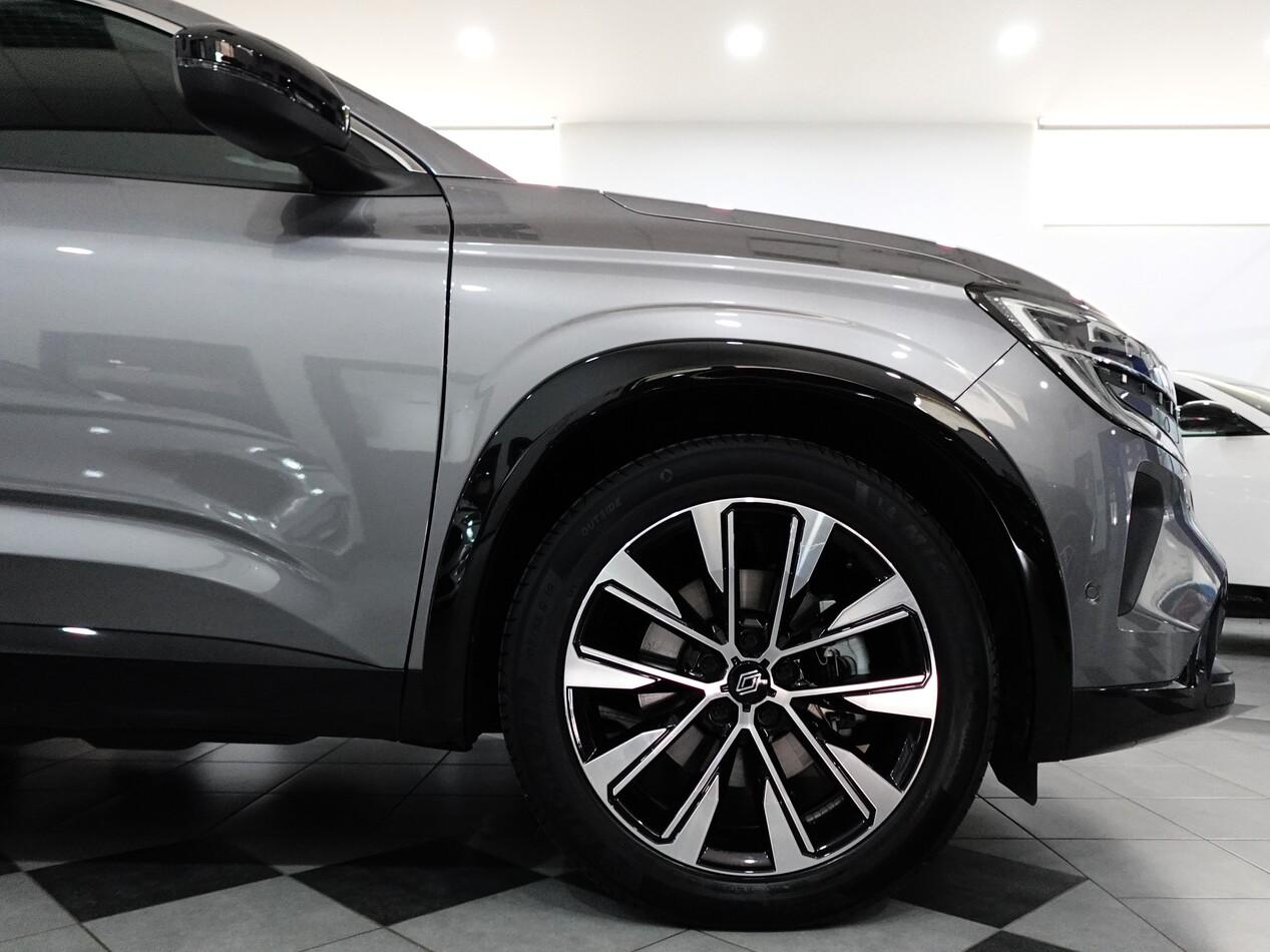 Renault Austral 1.2 E-TECH FULL HYBRID 200 CV TECHNO