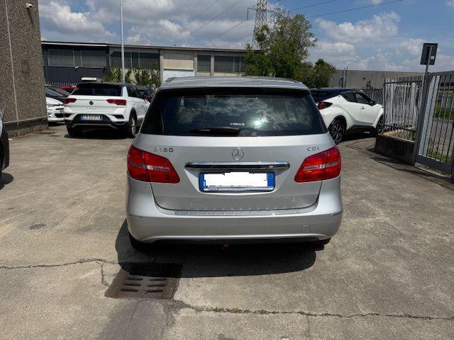 MERCEDES-BENZ B 180 CDI Executive
