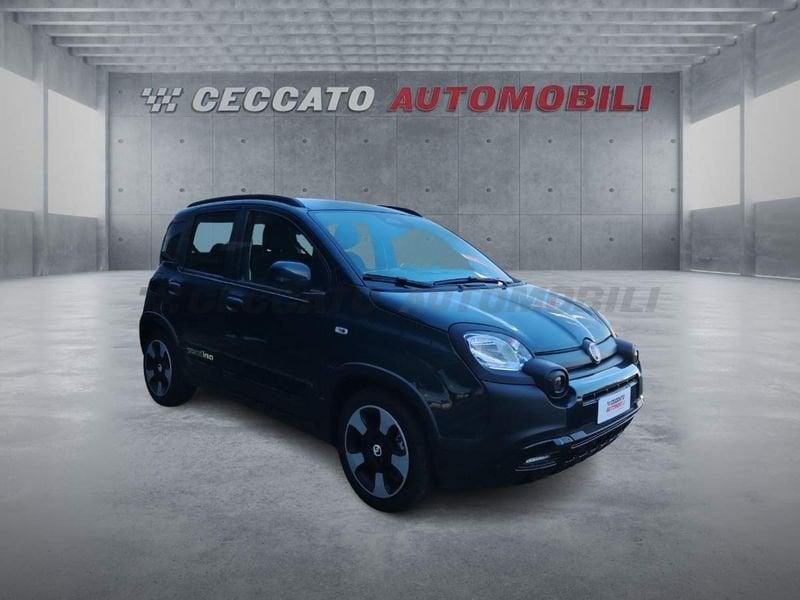 FIAT Panda Pandina 1.0 70 cv Hybrid