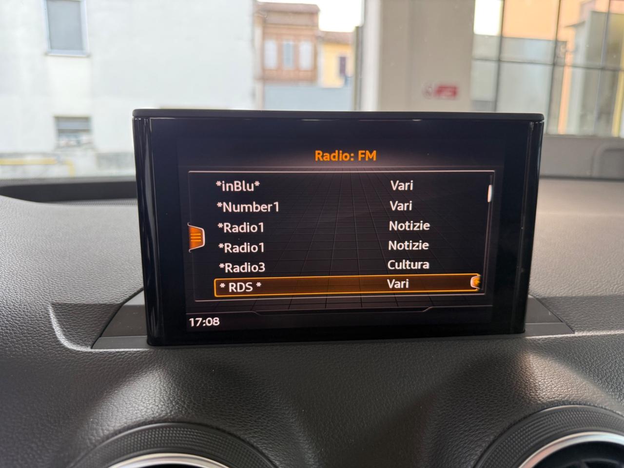 Audi Q2 1.0 TFSI Business Ultra