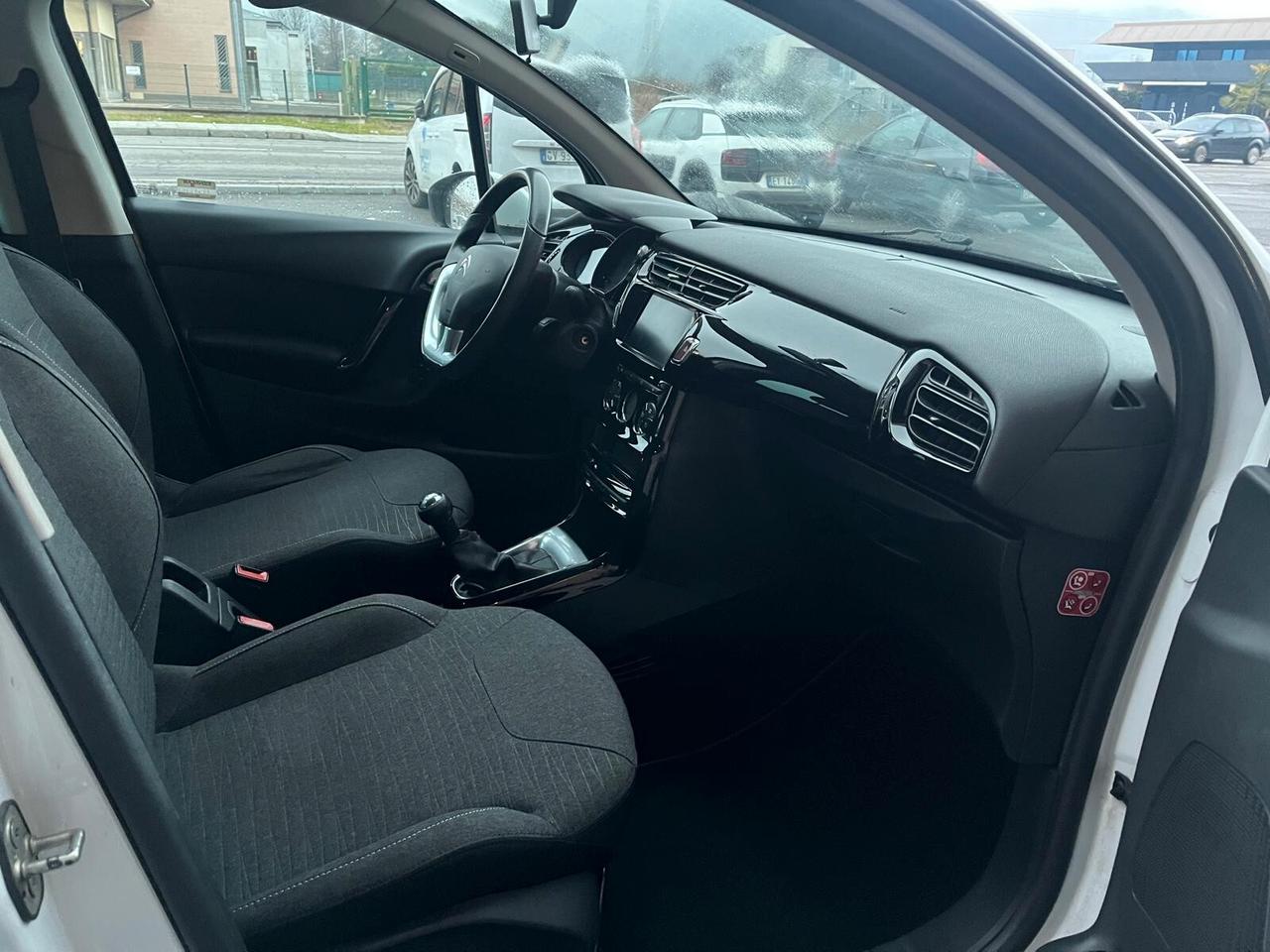 Citroen C3 1.2 puretech Exclusive 82cv-DISTRIBUZIONE FATTA