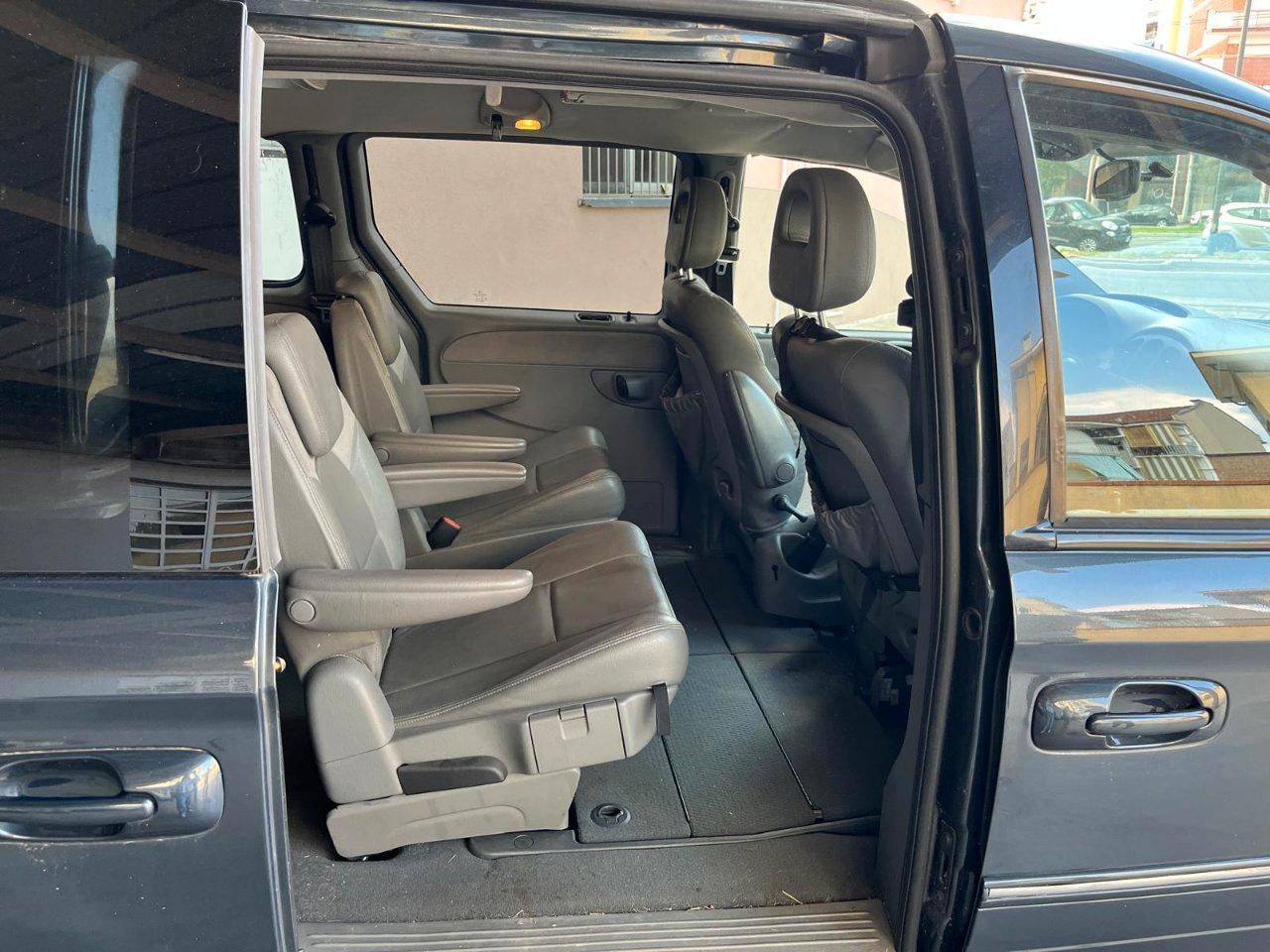 Chrysler Grand Voyager 2.8 crd Lim. stow and go auto