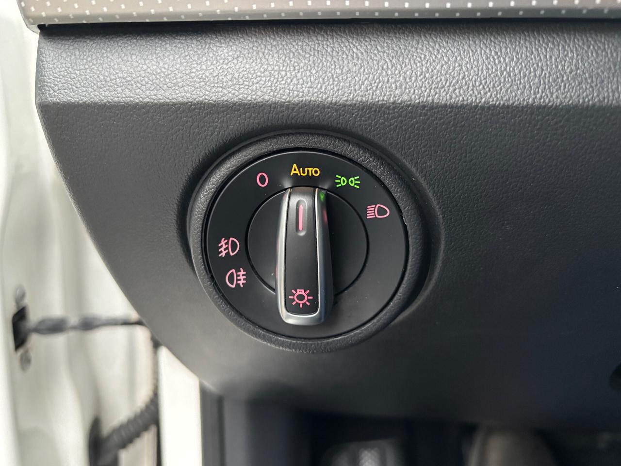 Volkswagen up! 1.0 5p. highUP! OK NEOPATENTATI