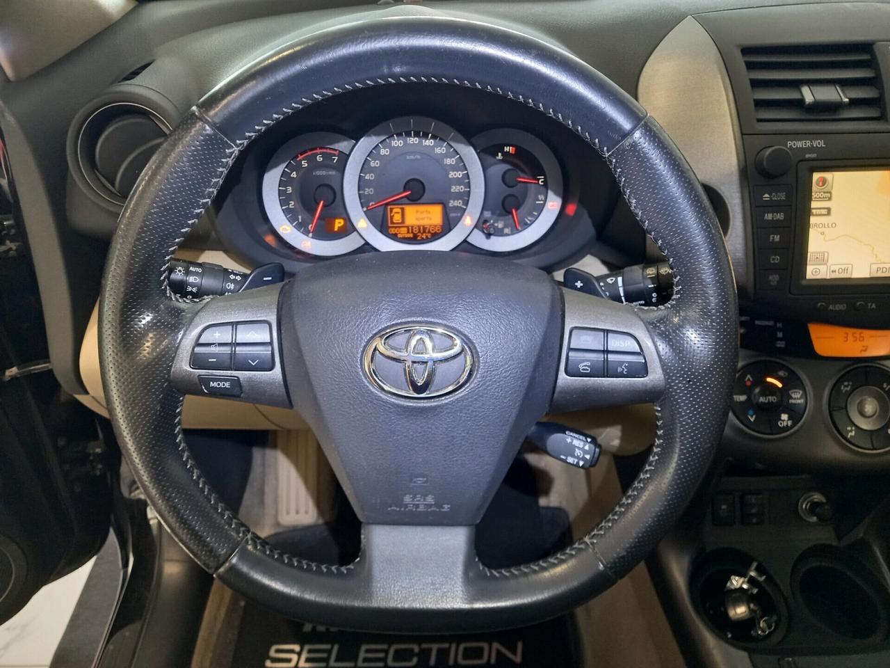 Toyota RAV 4 RAV4 Crossover 2.2 D-Cat A/T 150 CV Luxury