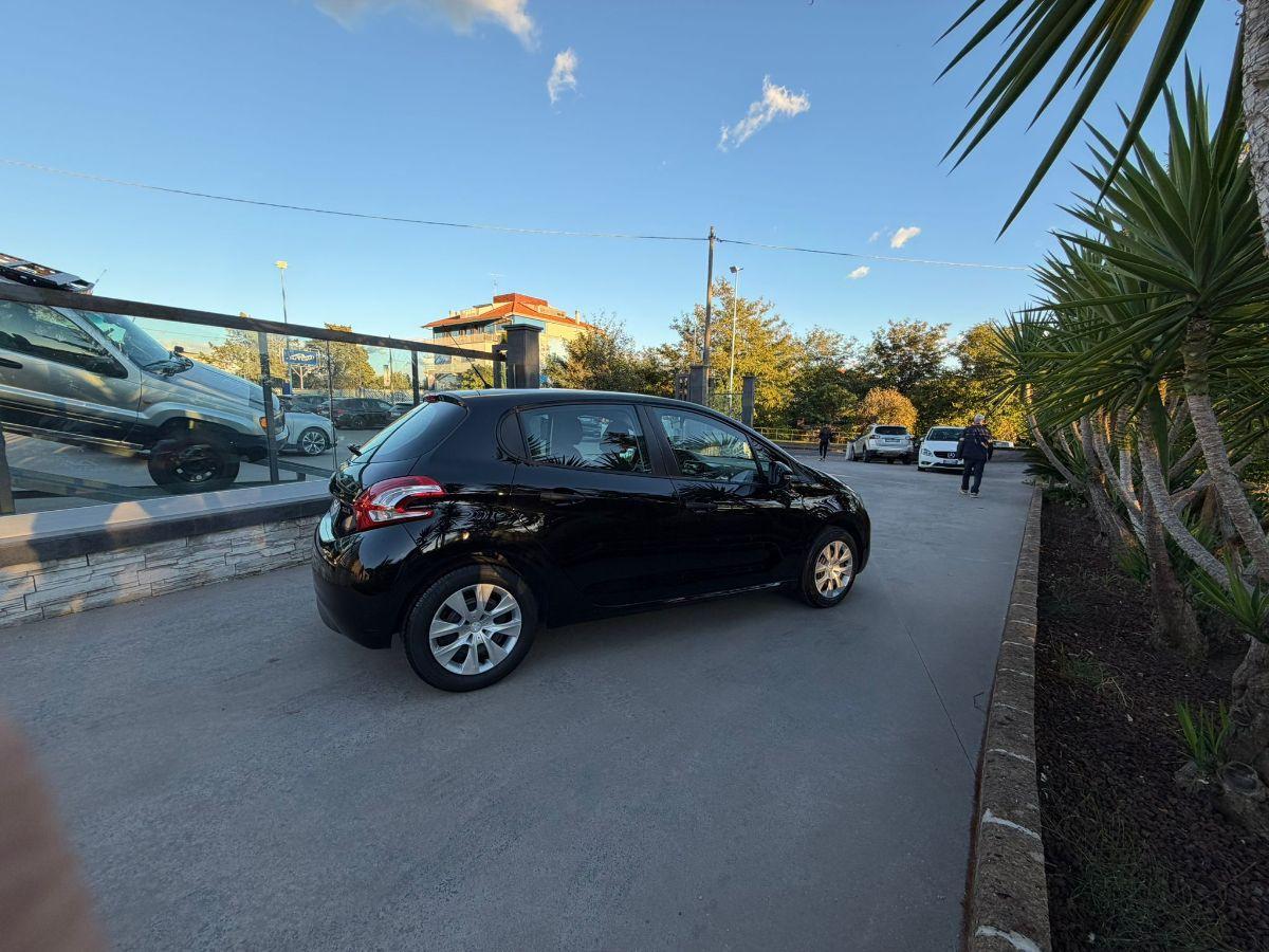 PEUGEOT - 208 - 1.2 VTi 82 CV 5p. Allure