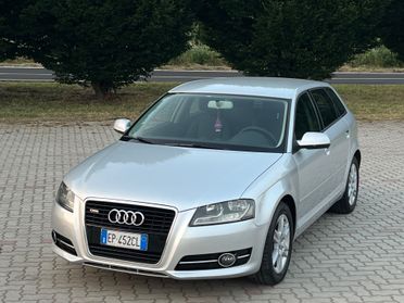 Audi A3 SPB 1.6 TDI 105 CV CR Attraction