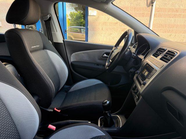 VOLKSWAGEN Polo Cross 1.4 TDI 90CV 5 PORTE UNIPROPRIETARIO SENSORI PARCH