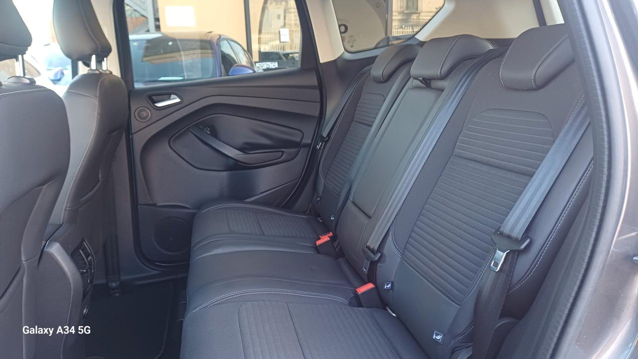 Ford Kuga 1.5 TDCI 120 CV S&S 2WD Titanium