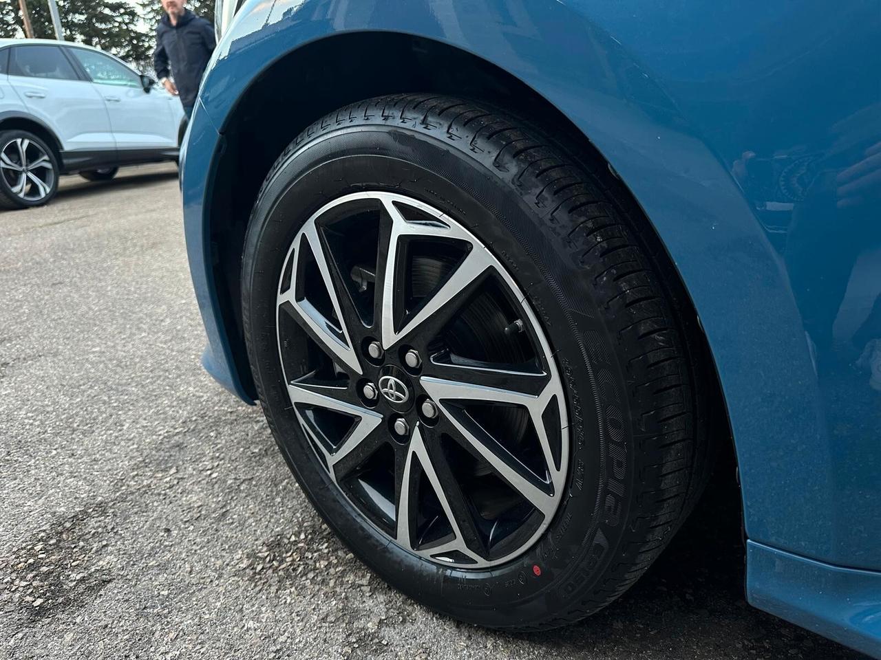 Toyota Yaris 1.5 Hybrid 5 porte Lounge