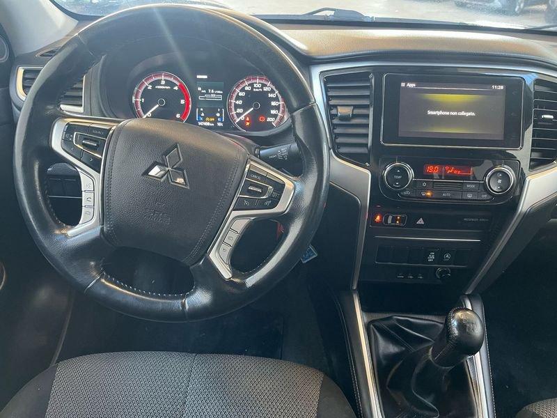 Mitsubishi L200 2.3 D Club Cab 4x4 Super Select Intense
