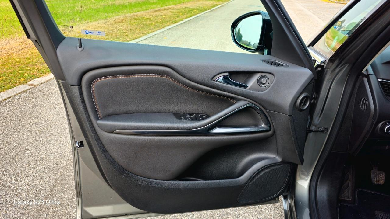 Opel Zafira 1.6 euro 6 full optional 7 posti garantita 12 mesi