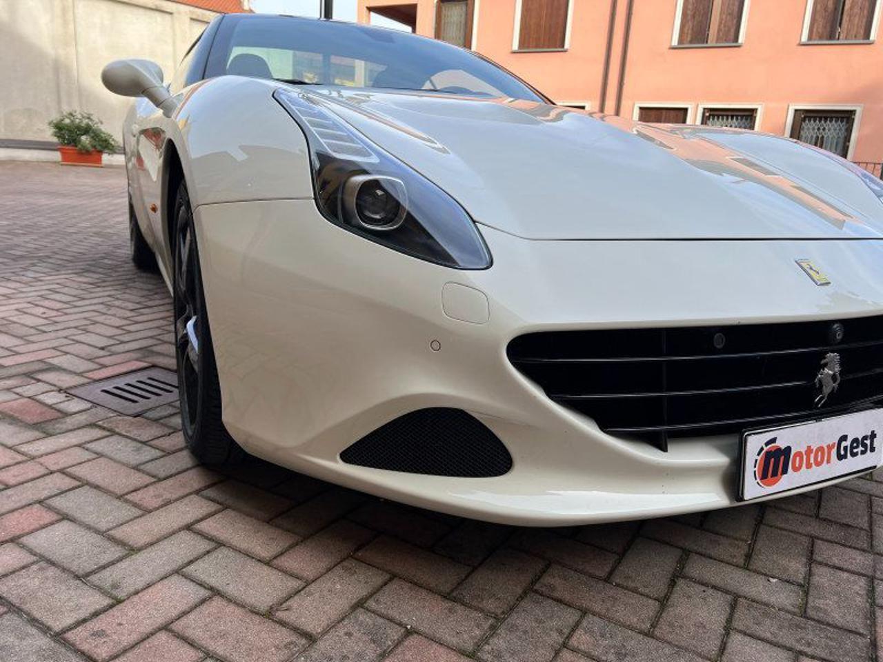 Ferrari California T DCT